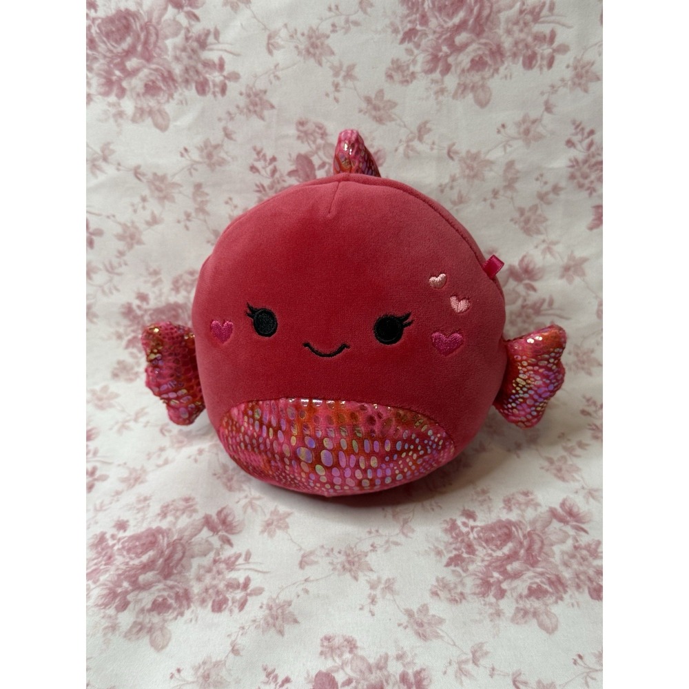 Squishmallows Barella Raspberry Betta Fish Plush 5" Pink Glitter Fin